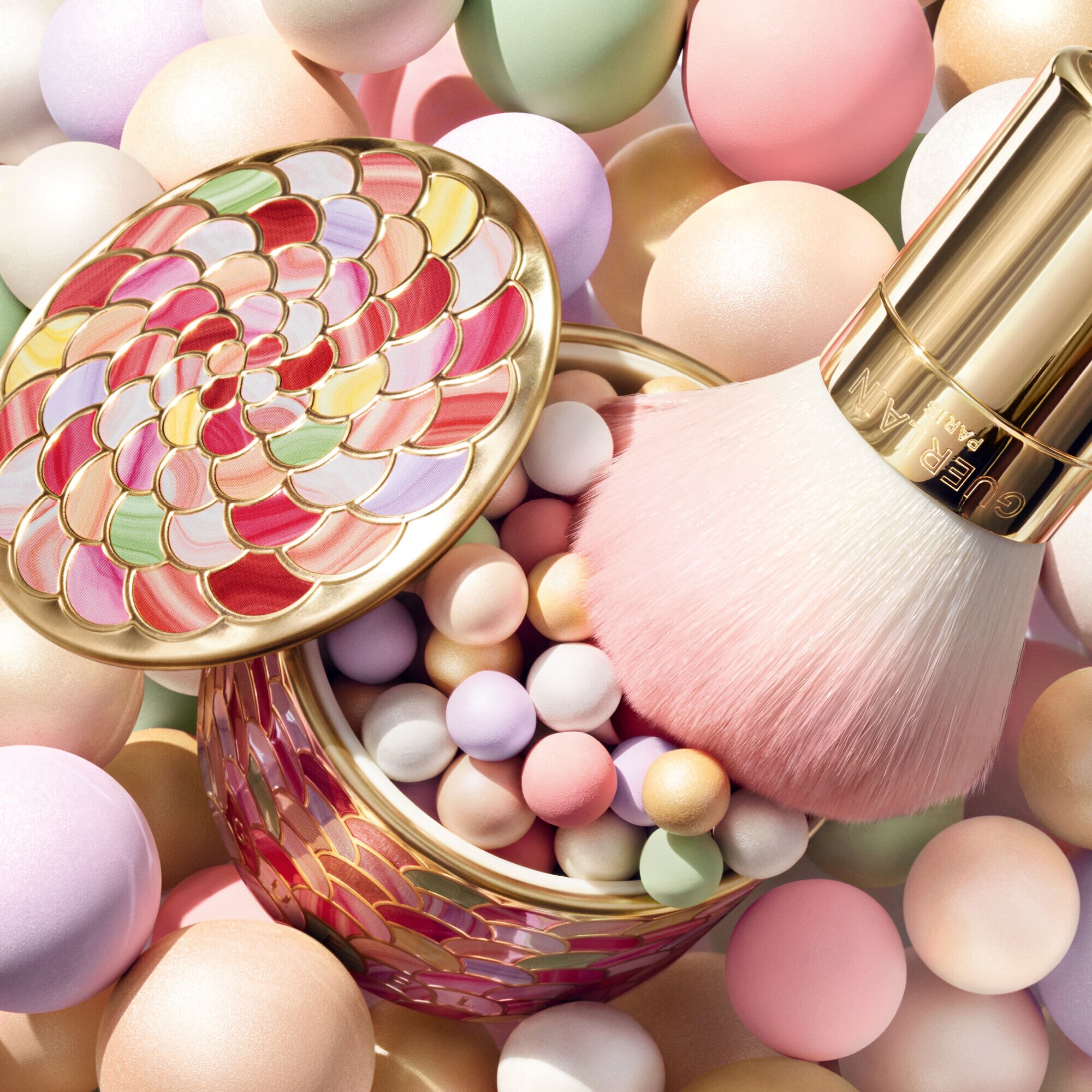 Pincél Guerlain Météorites | Sephora